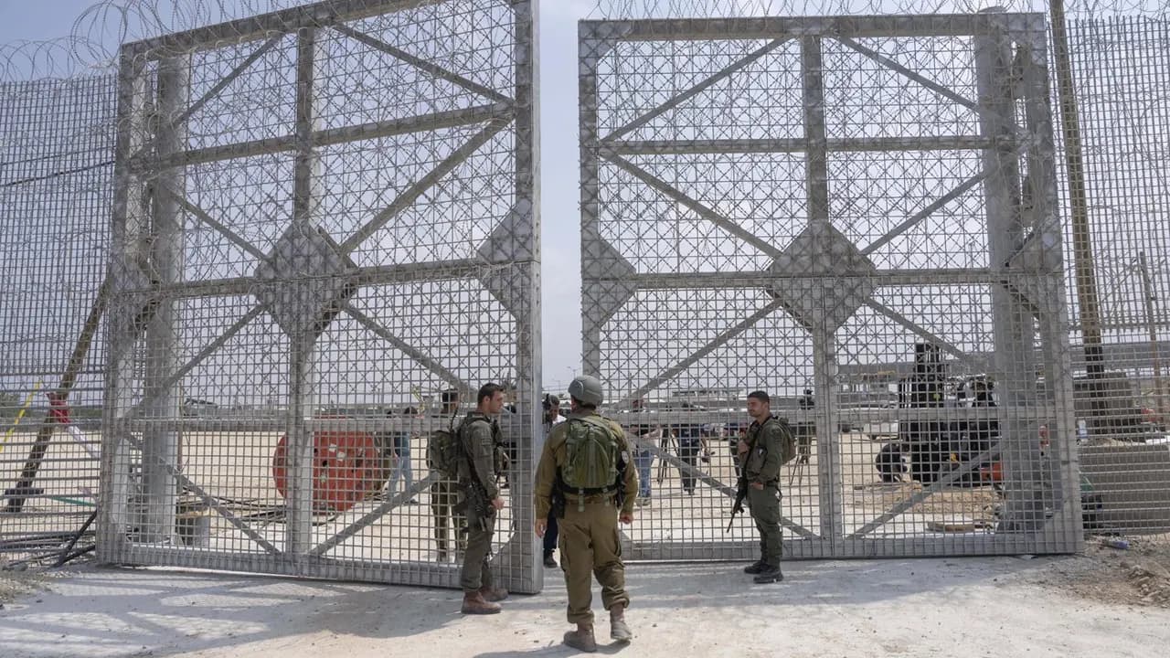 হঠাৎ গাজা উপত্যকায় ইসরায়েলি নাগরিকদের প্রবেশের চেষ্টা